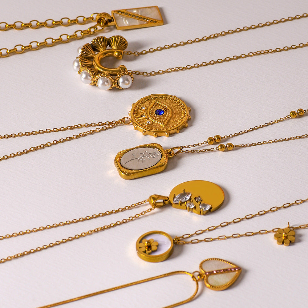 Wholesale Stainless Steel  Retro Necklace Love Geometric Pendant Jewelry