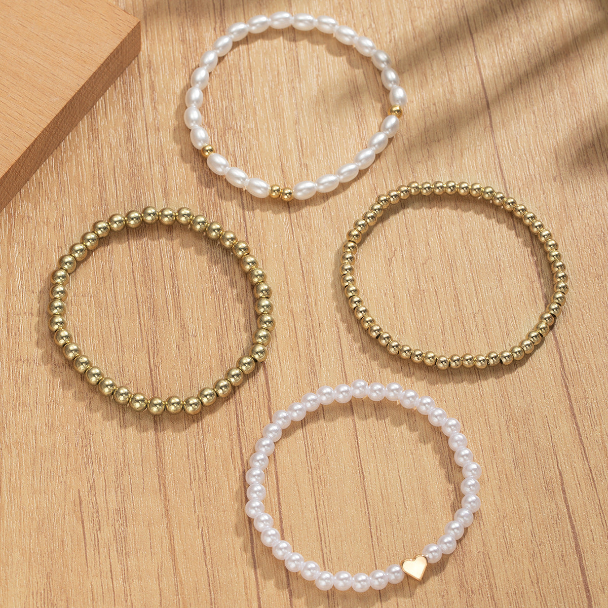 Wholesale Pearl Heart CCB Beaded Elastic Bracelet Four-piece Jewelry Set