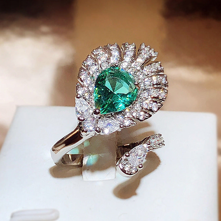 Wholesale  light luxury  green grandmother peacock tail ring