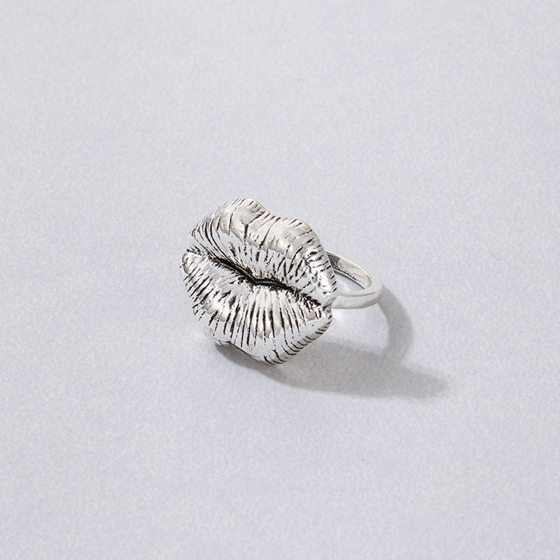 Wholesale Vintage Lip Shaped Single Hoop Geometric Rings