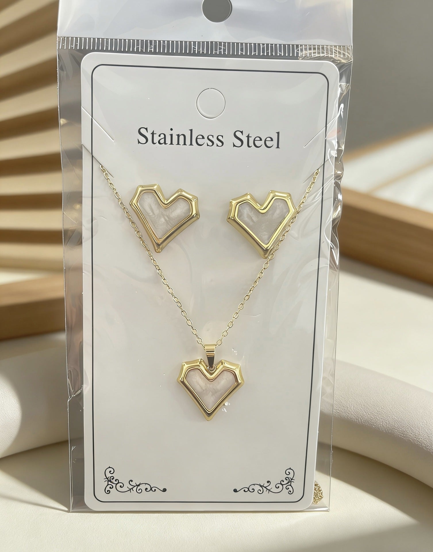 Wholesale Stainless Steel Flower and Teardrop Enamel Earrings and Necklace Set