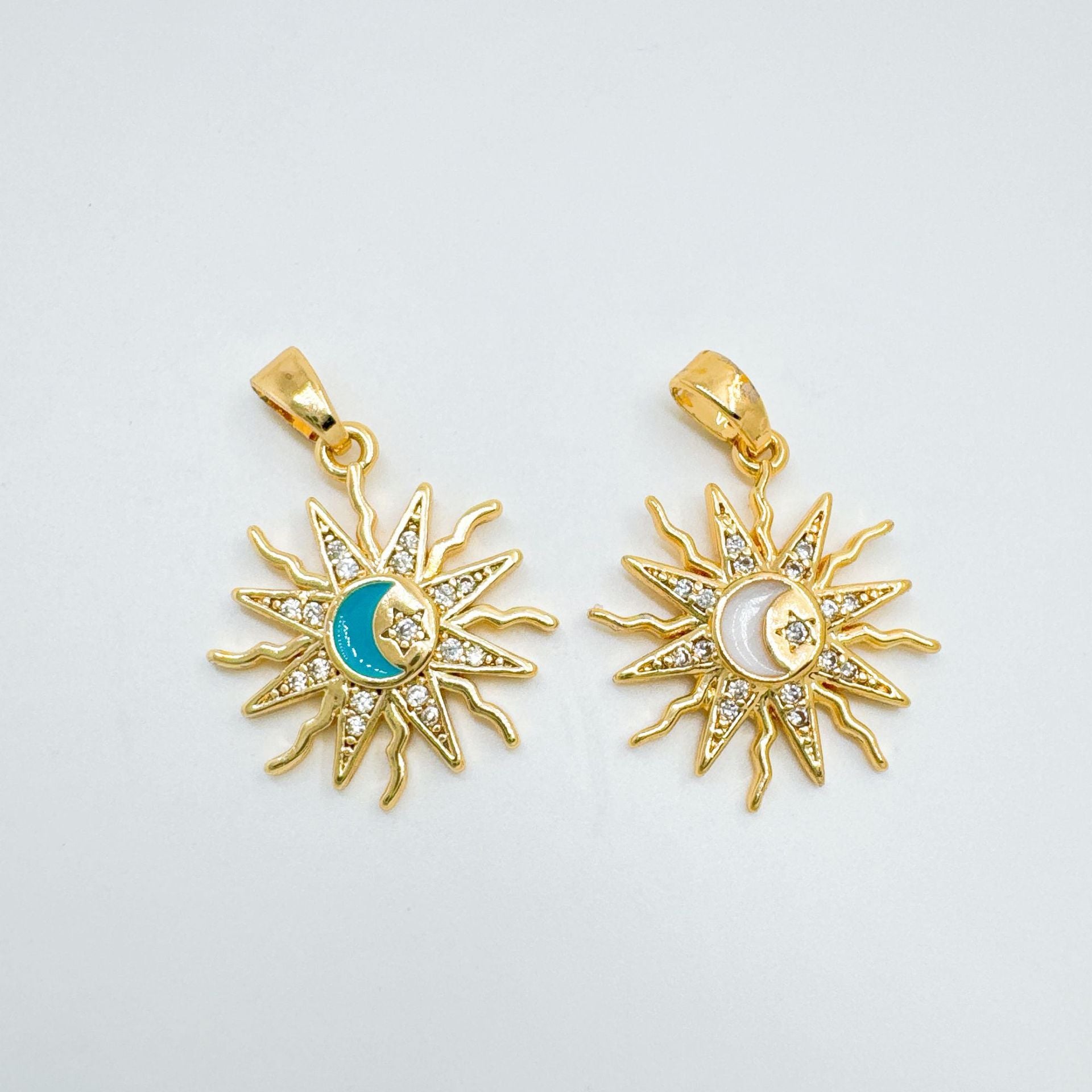 Wholesale Gold Plated Copper Sun Moon Pendant Necklace In Style Chic Jewelry Accessory