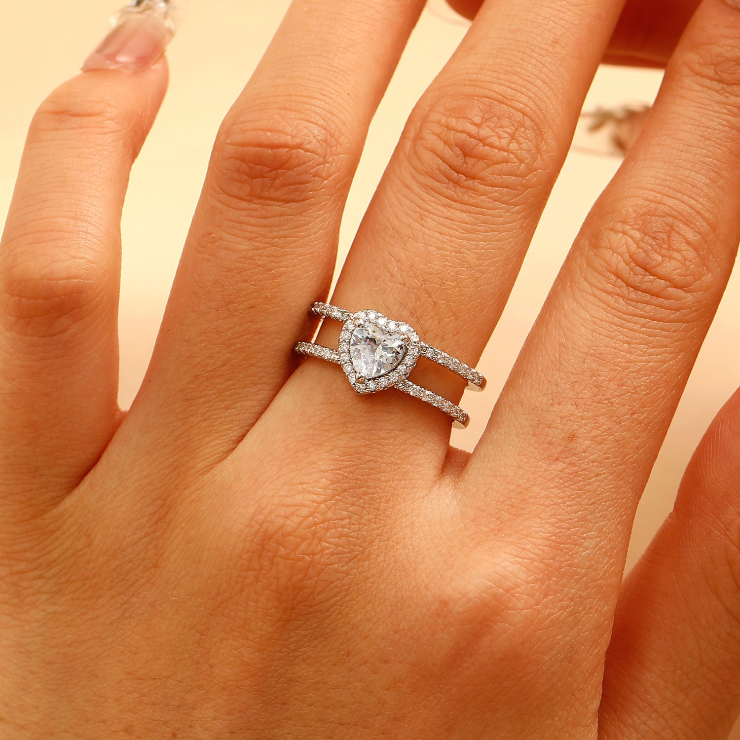 Wholesale  Light Luxury  Love Ring  Open Finger Ring