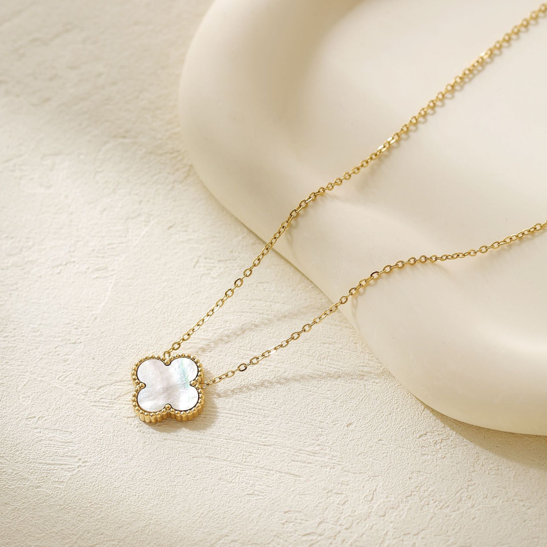 Wholesale Gold and Silver Two-color Necklace