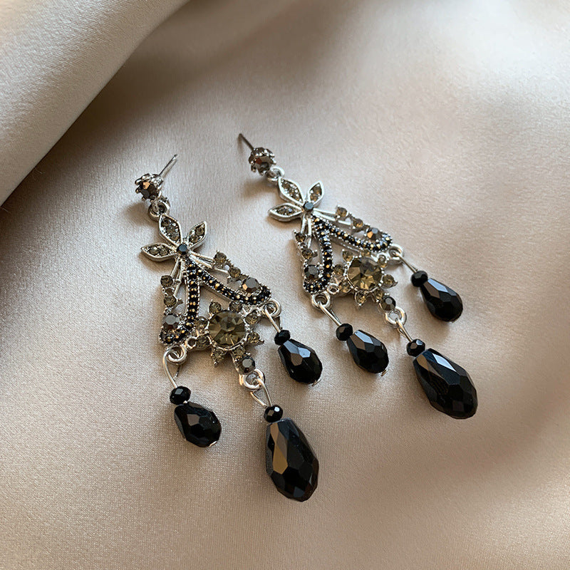Wholesale Retro Palace Style Tassel Crystal Earrings