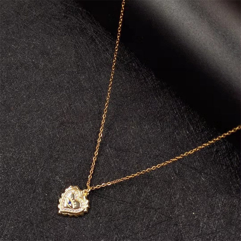 Wholesale Stainless steel heart-shaped Devil's Eye pendant necklace