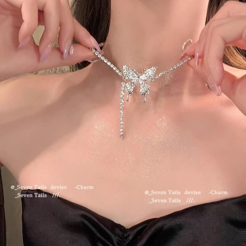 Wholesale Full Diamond Light Luxury Butterfly Necklace