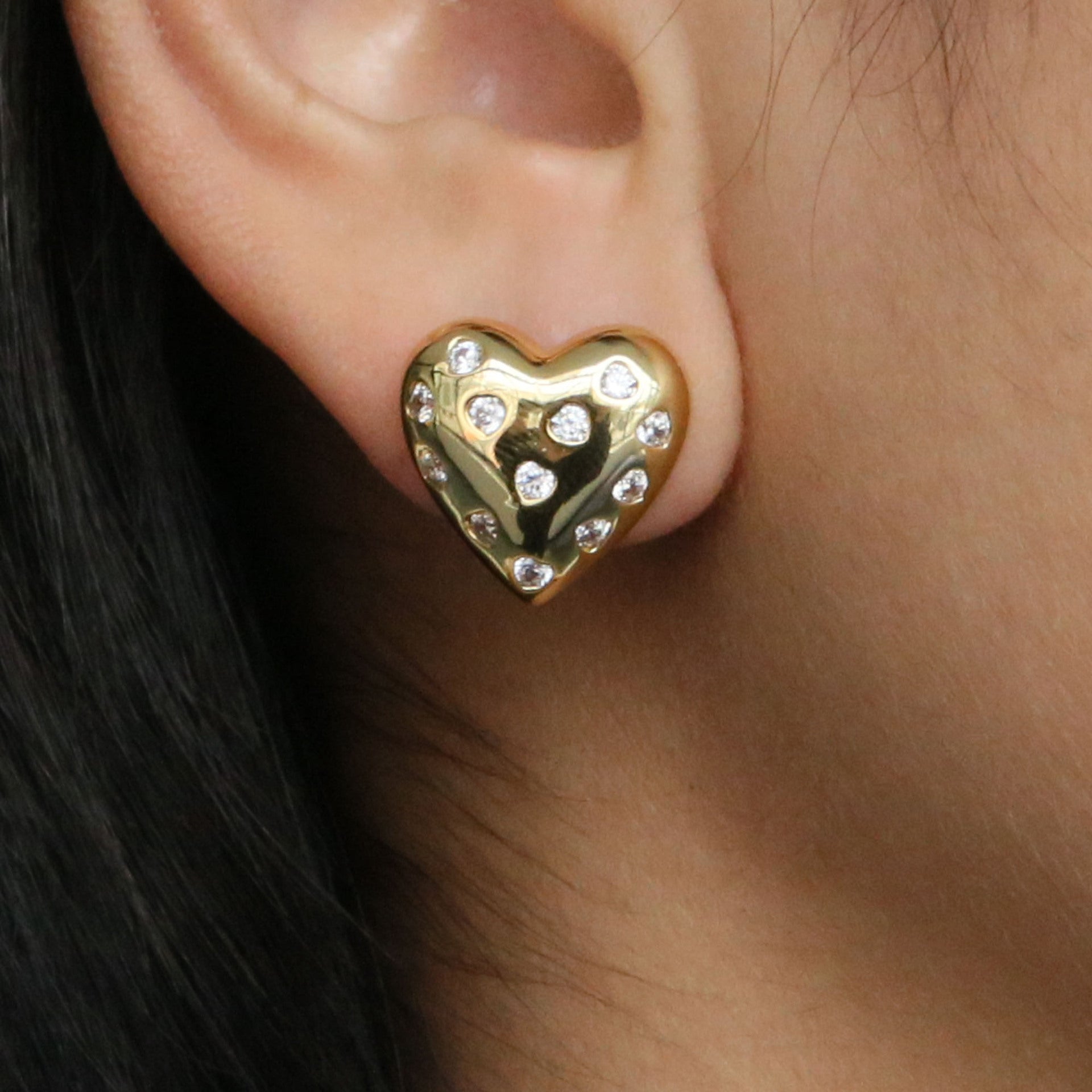 Wholesale 18K golden brass love zircon cute small earrings