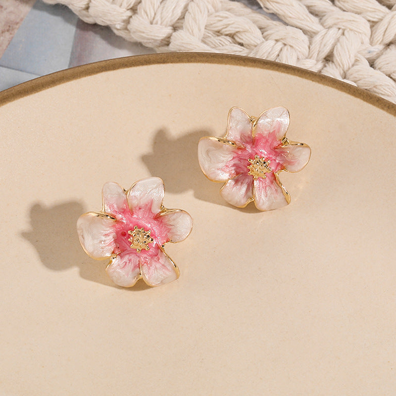 Wholesale Camellia Flower Color-changing Petal  Fashion Earrings