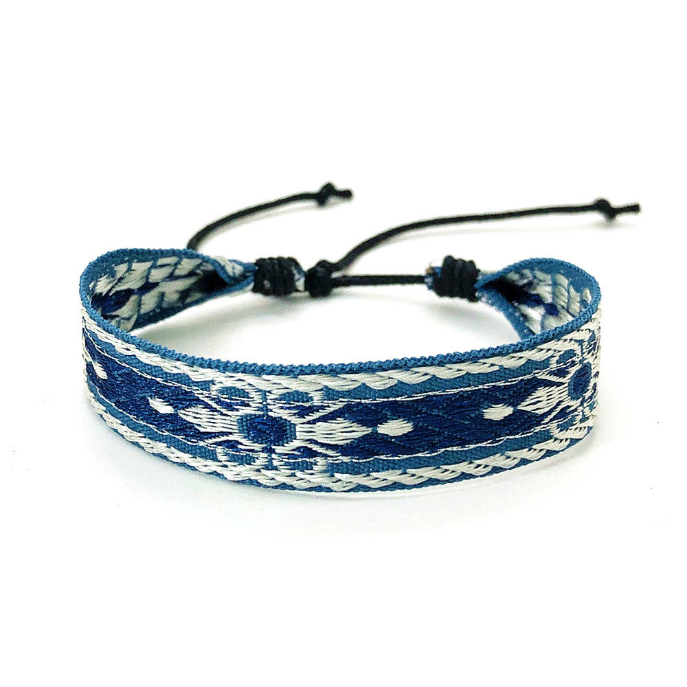 Wholesale  best selling retro ethnic style Bohemian men' s hand rope bracelet woven women' s bracelet jewelry