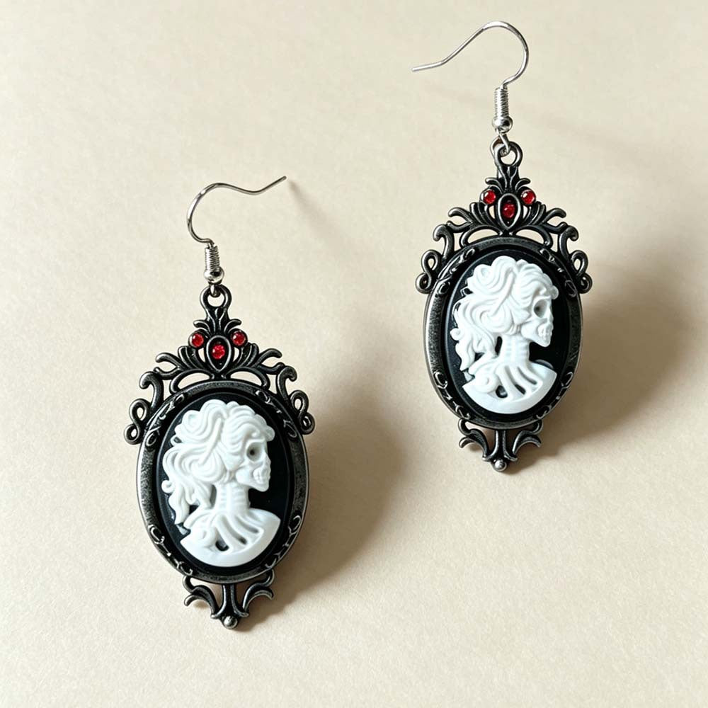 Wholesale Zinc Alloy Skull Queen Earrings Vintage Fashion Jewelry Accessory