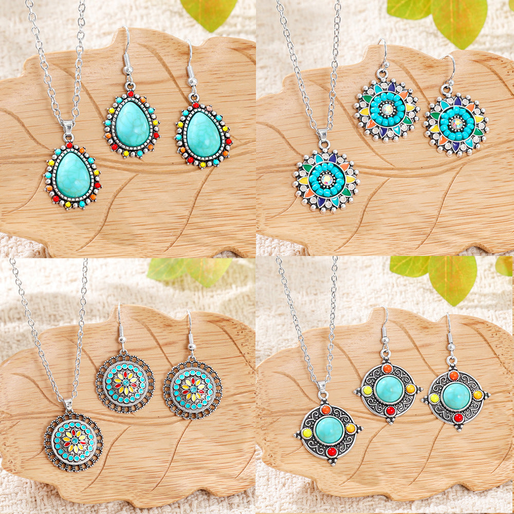 Wholesale Bohemian Retro Turquoise Necklace and Earrings Set - Ethnic Fashion Accessory Gift