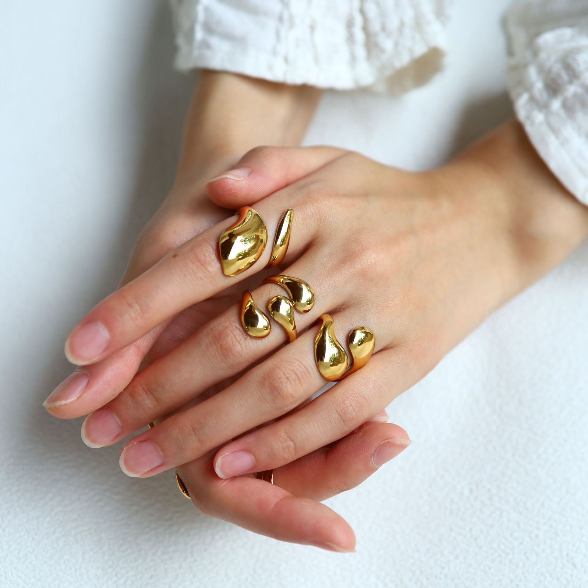 Wholesale 18K gold  mirror titanium steel opening ring design geometric arc ring suit