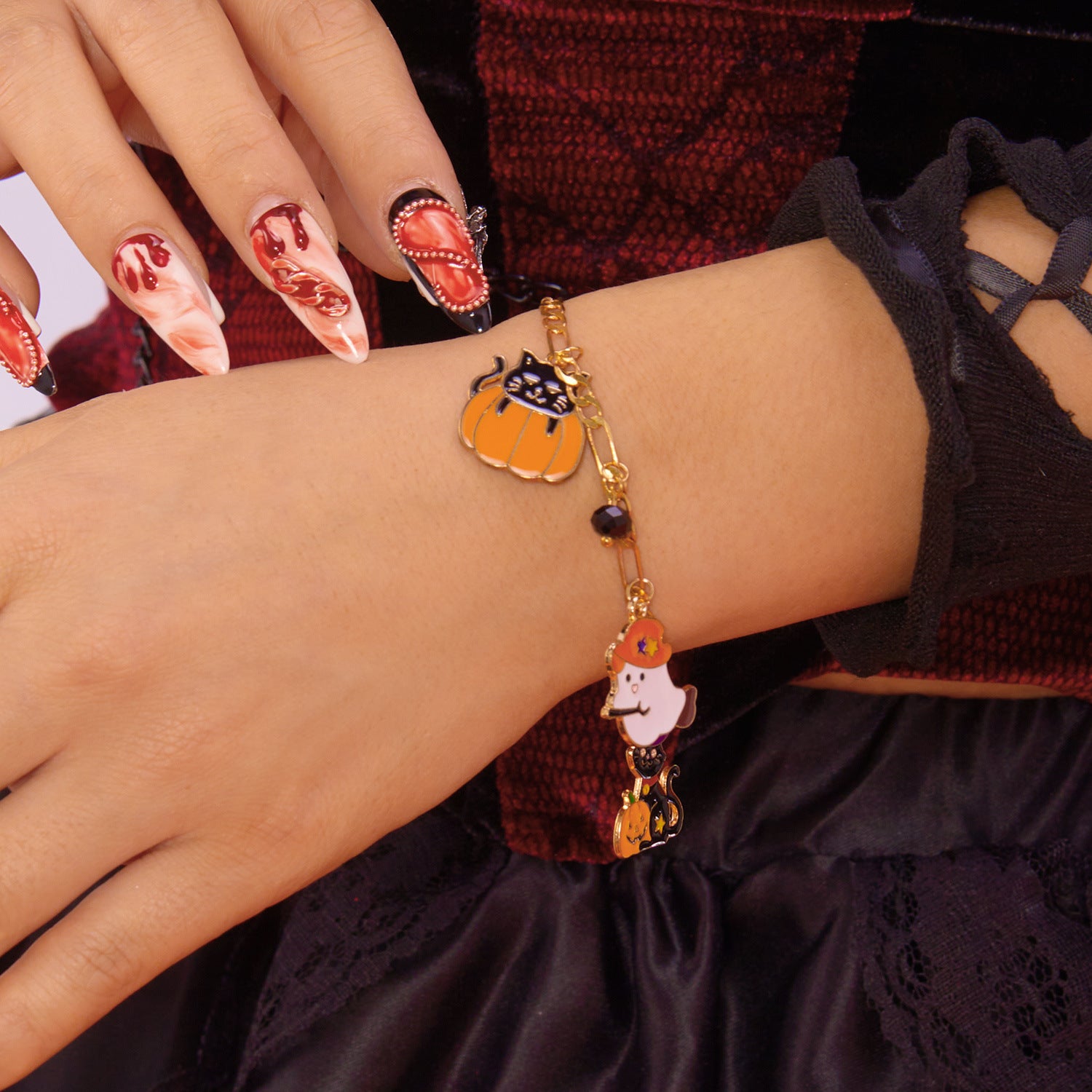 Wholesale Alloy Electroplated  Bracelet with Pumpkin Bat  Web Ghost Pendants - Stylish Jewelry Accessory for Unisex