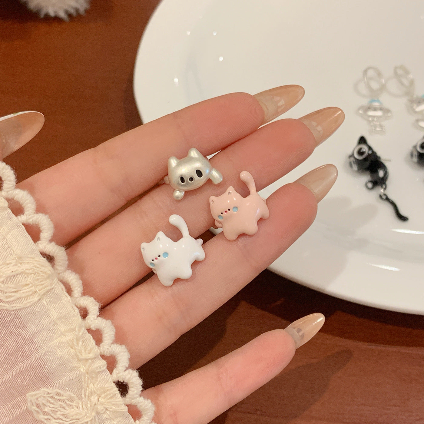 Wholesale Cartoon Heart Cat Ear Clip with Oil Dripping,  Fashion Accessory for Girls
