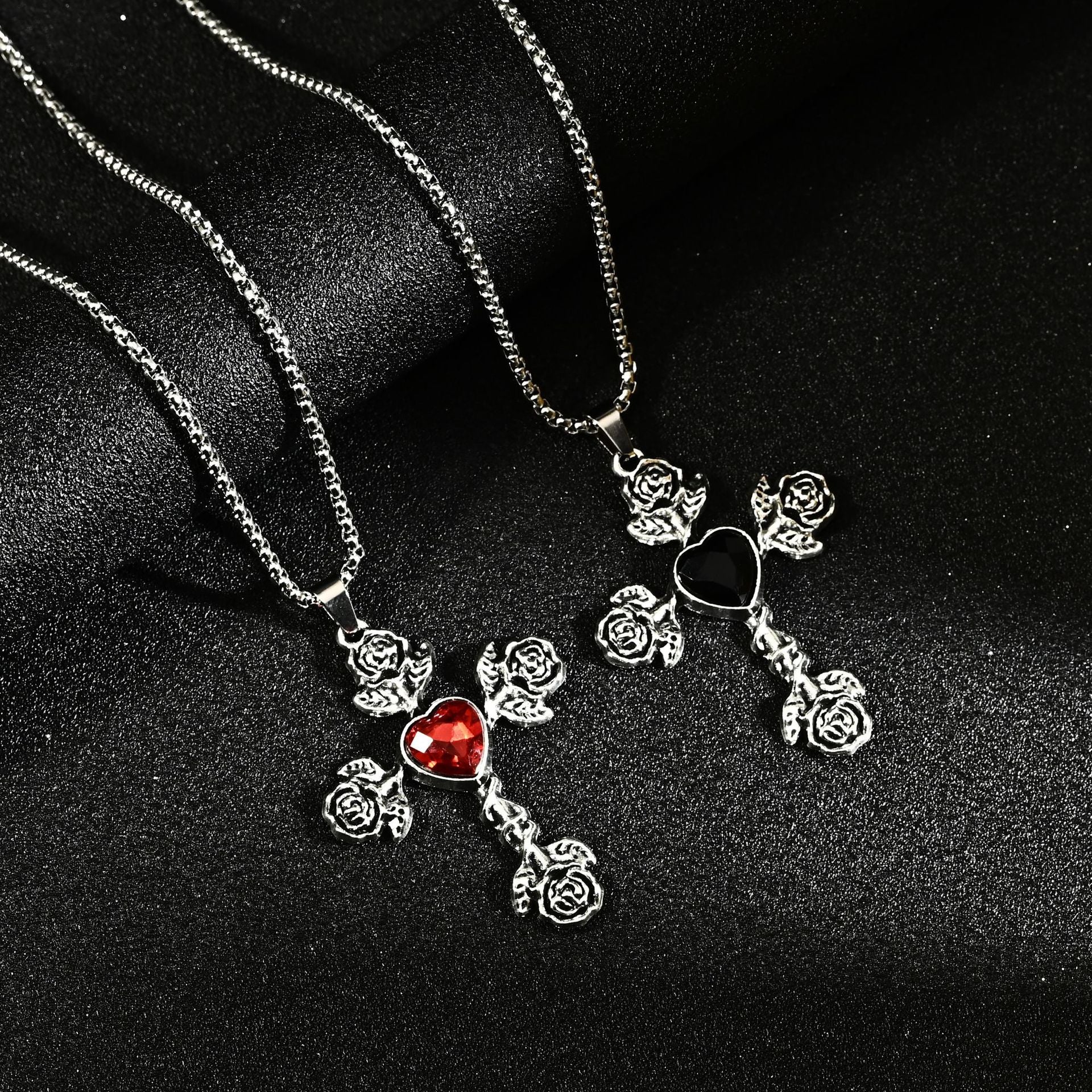 Wholesale Retro Gothic Cross Pendant Necklace Red Design Zinc Alloy Trendy Style Fashion Accessory Gift