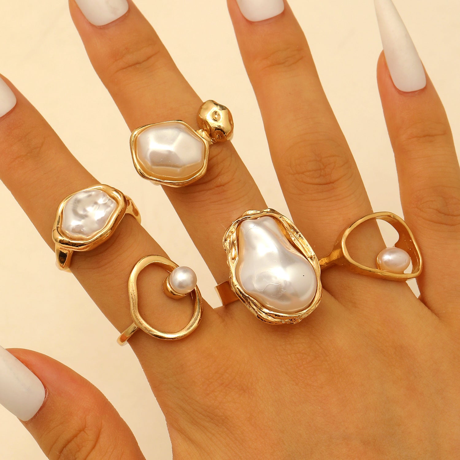 Wholesale Exaggerated Baroque Retro Ring  Export Niche Imitation Pearl Flower Ring