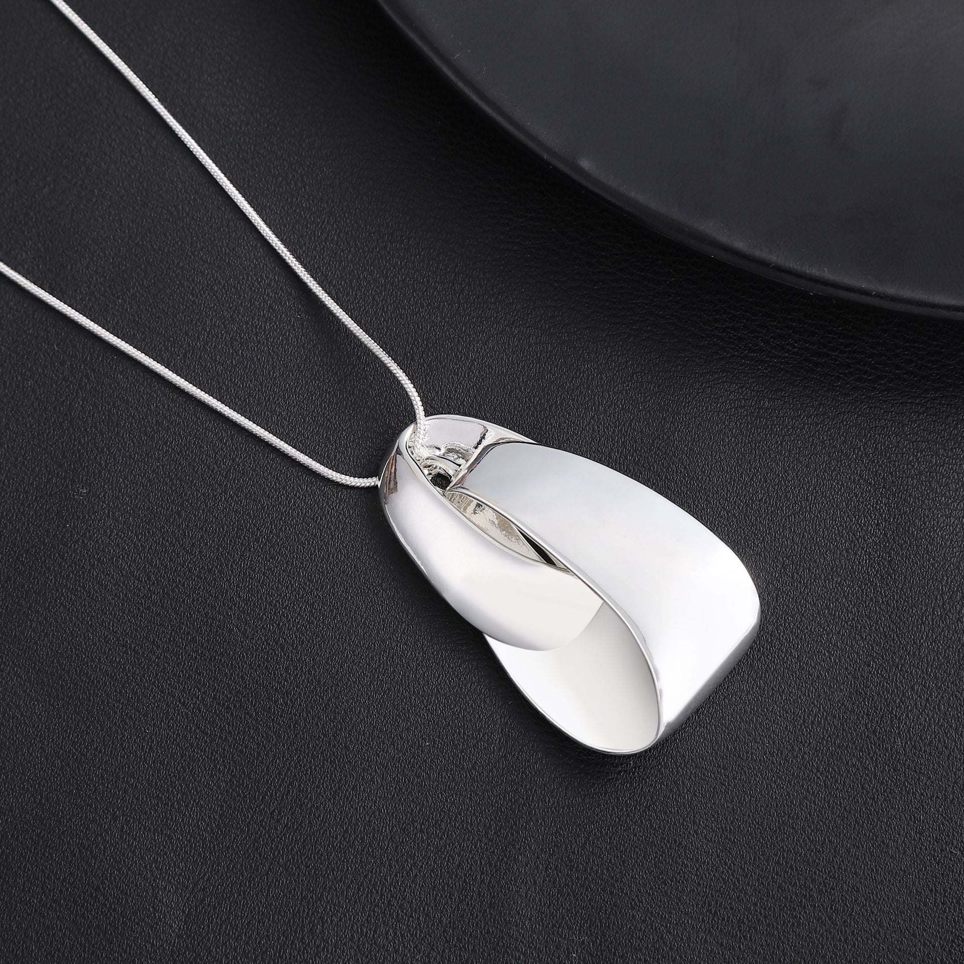 Wholesale  irregular geometric ring pendant gold-plated silver  snake bone necklace