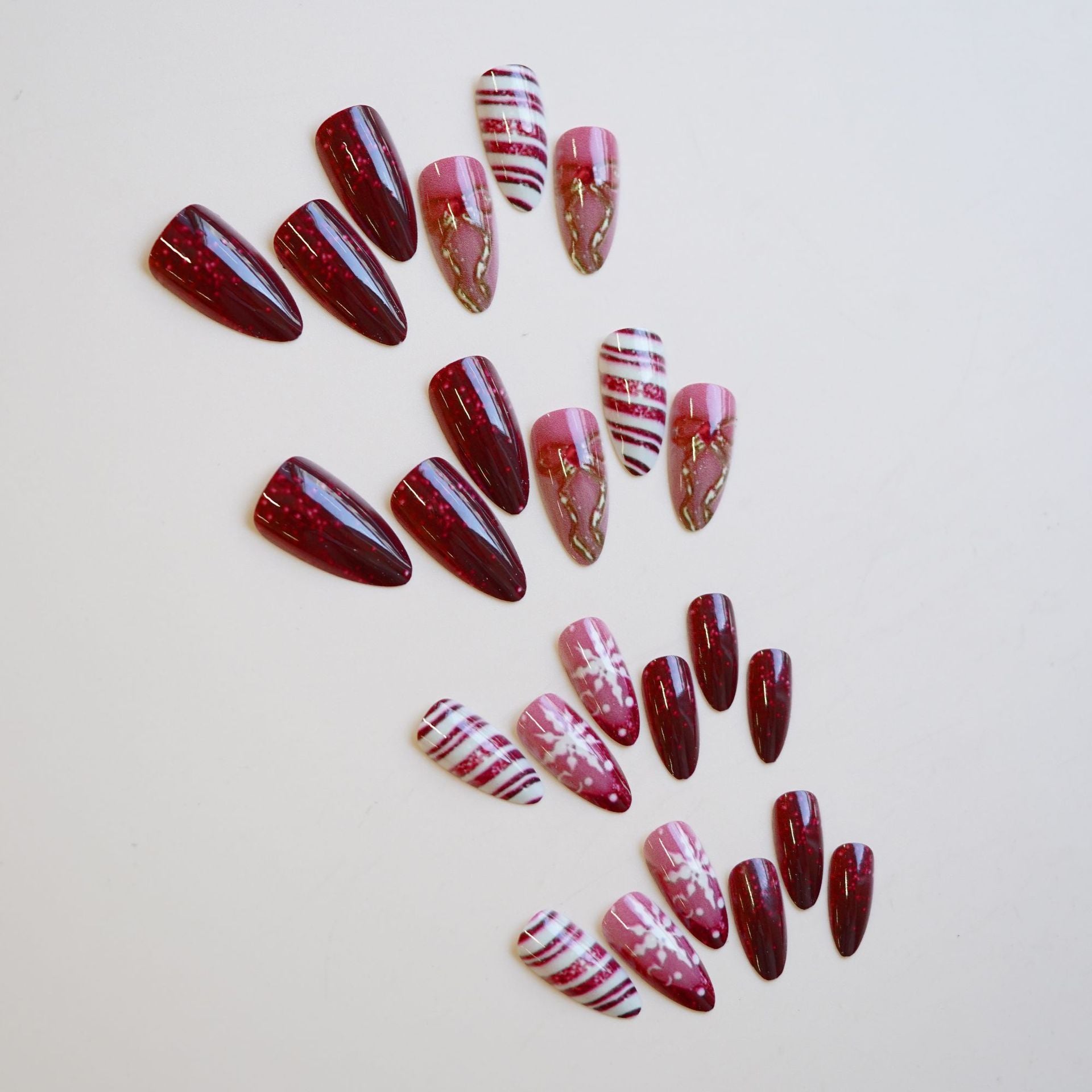 Wholesale 24 Pieces/ box Christmas Bow Stripe Nails Kits Nail Stickers