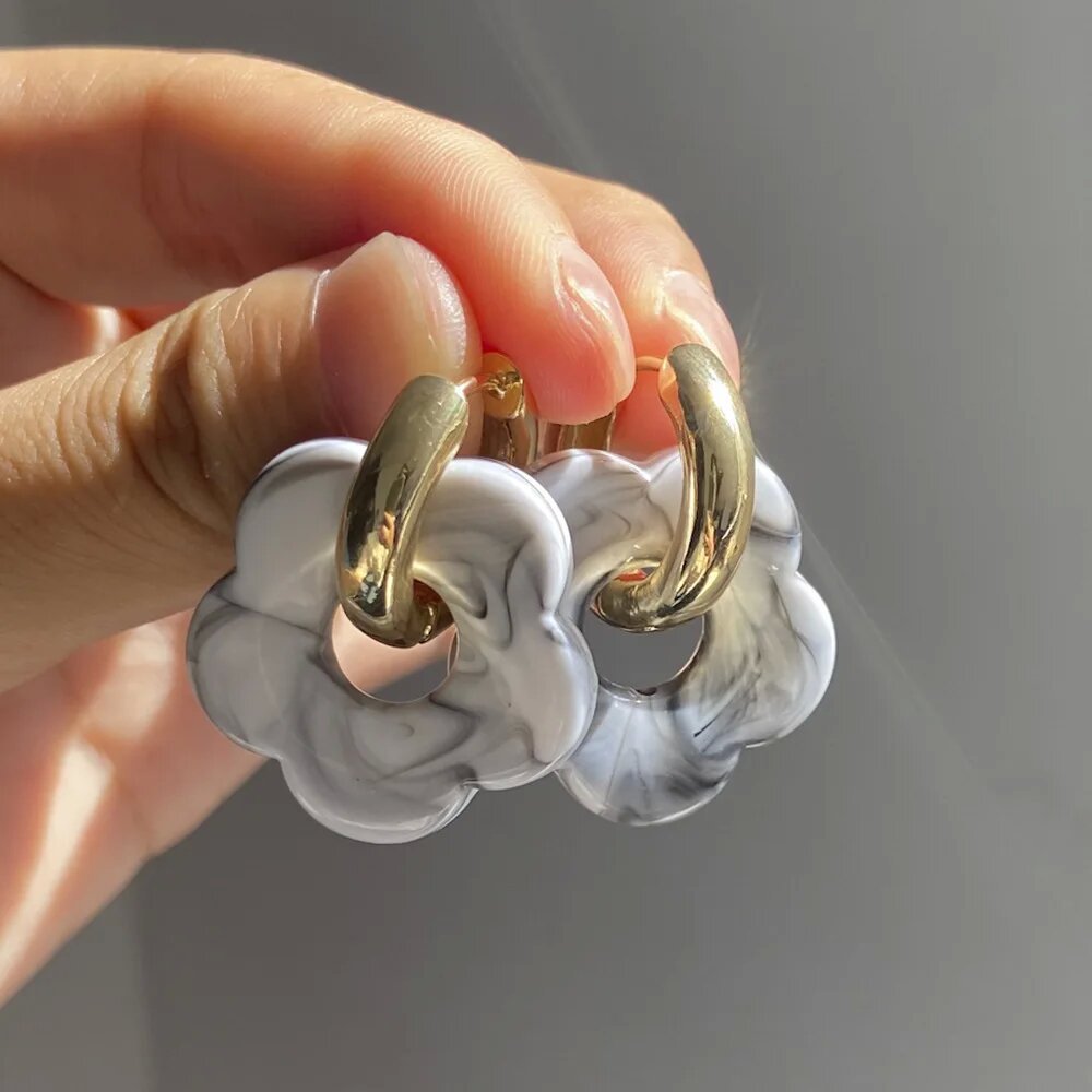 Wholesale Colorful Flower Acrylic Earrings