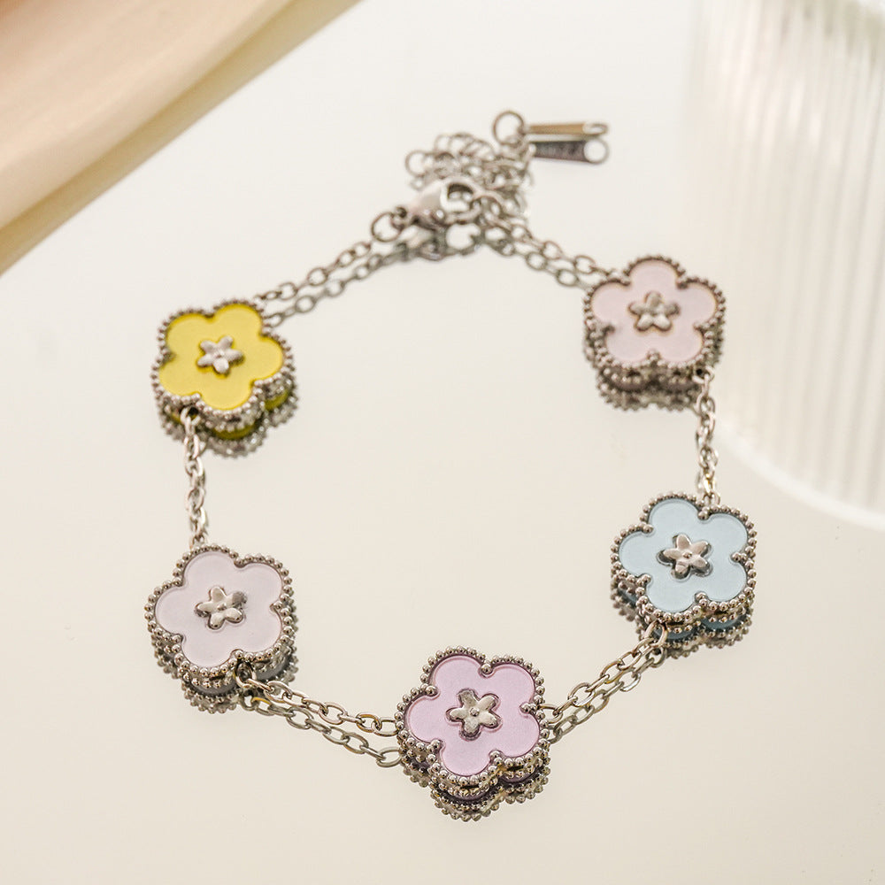 Wholesale Five Leaf Clover Floral Design Stainless Steel Bracelet Stylish Everyday Jewelry Accessory Boutique Resale Gift