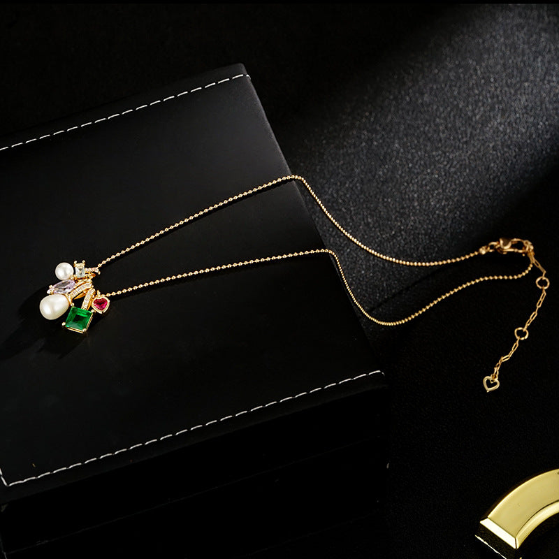Wholesale  Light Luxury  Pearl Zircon Inlaid Multi-pendant Necklace