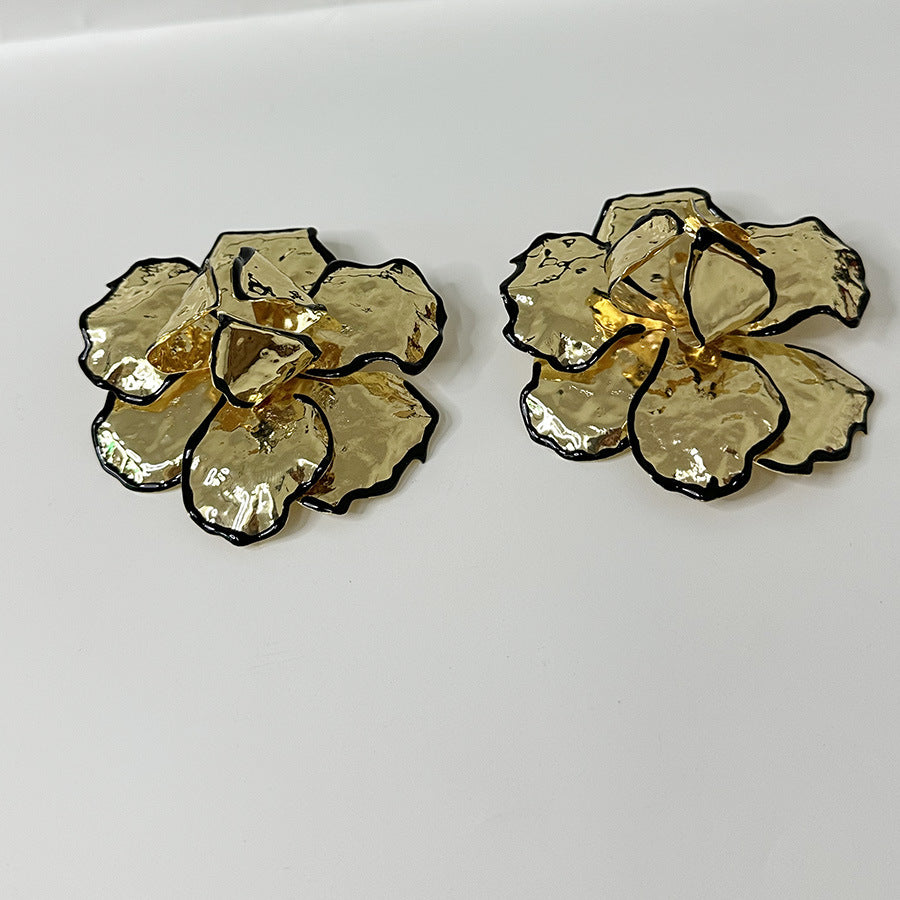 Wholesale  Retro Oil Drop Metal Three-dimensional Flower Large Earrings