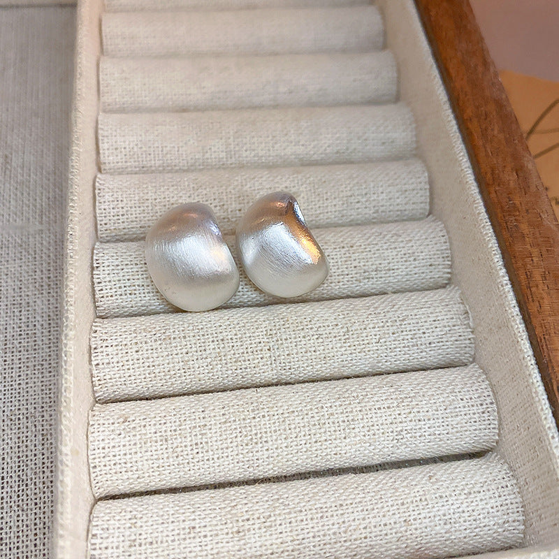 Wholesale Stylish C-Shaped Brushed Metal Earrings European Style Fashion Jewelry Boutique Resale