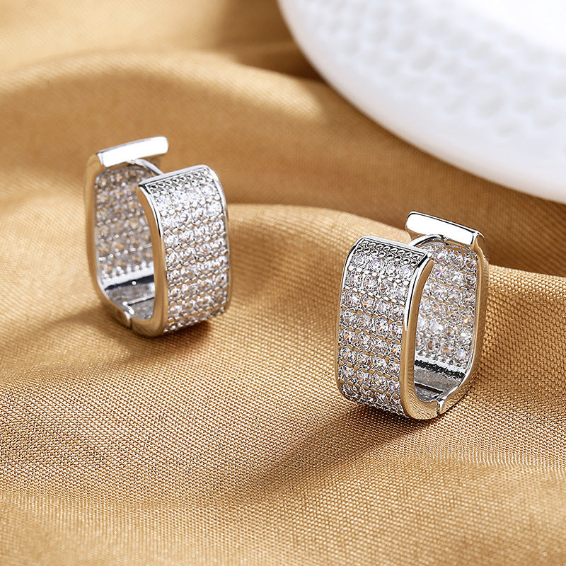 Wholesale  Light Luxury Micro-inlaid Zircon Ear Buckle Super Flash Elegant  Earrings