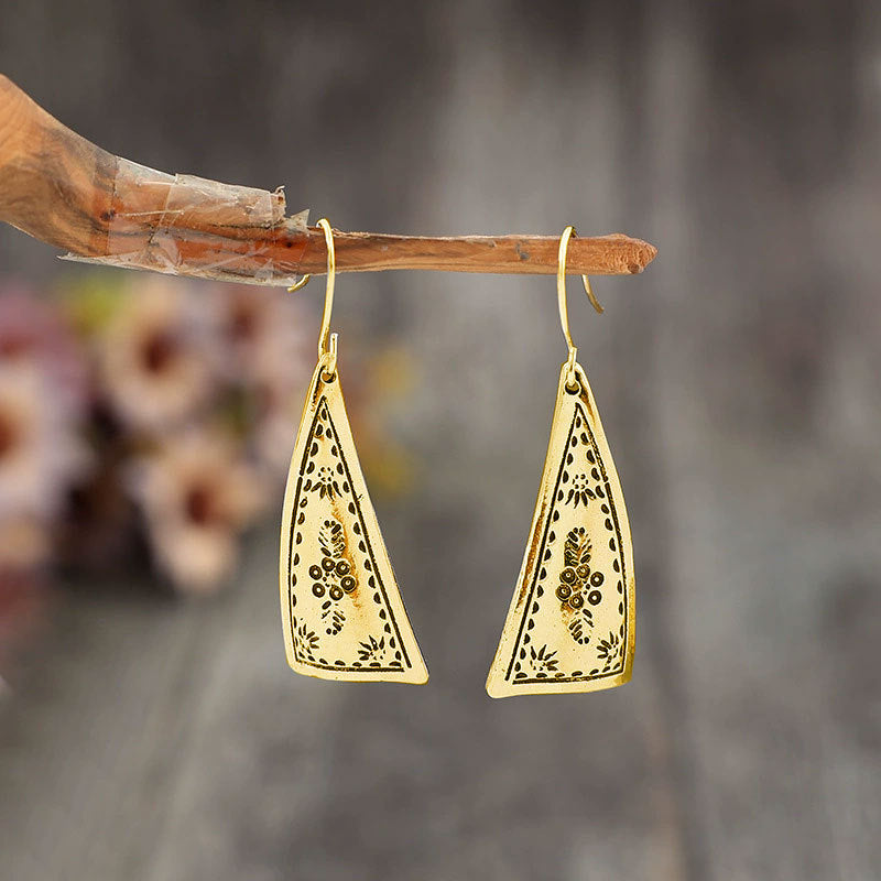 Wholesale  Retro Bohemian Geometric Carved Flower Alloy Earrings