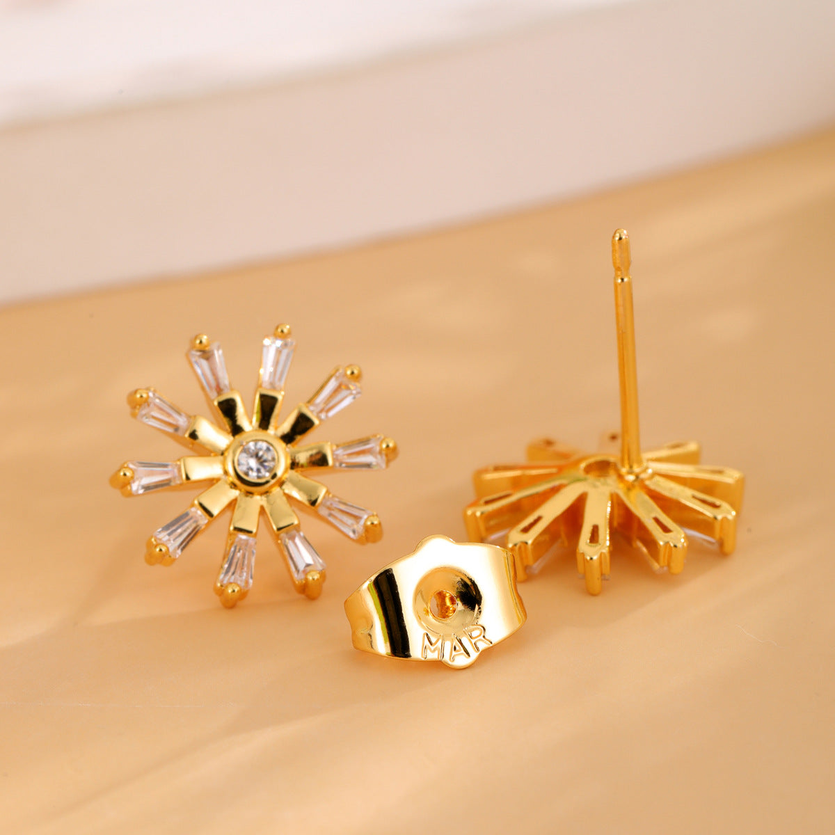 Wholesale Stainless Steel  Petal Diamond Full Diamond Flash Light Luxury Earrings