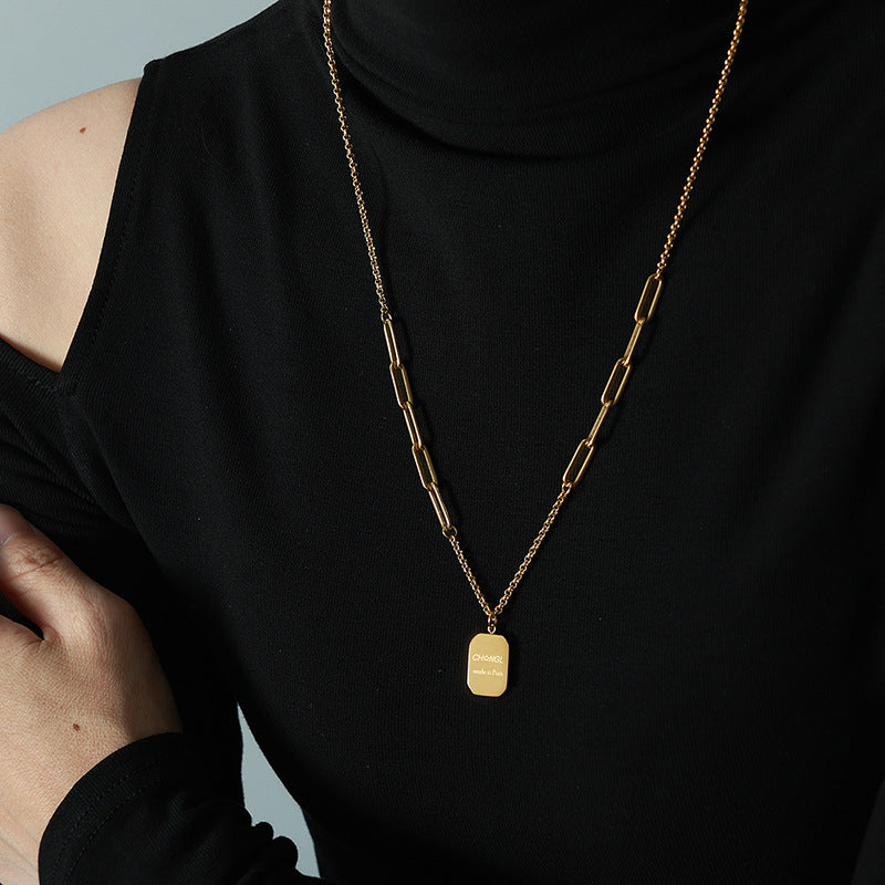 Wholesale Light luxury high-grade square letter pendant sweater chain