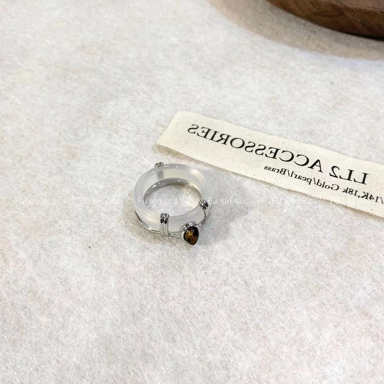 Wholesale Green Cat's Eye White Chalcedony Ring