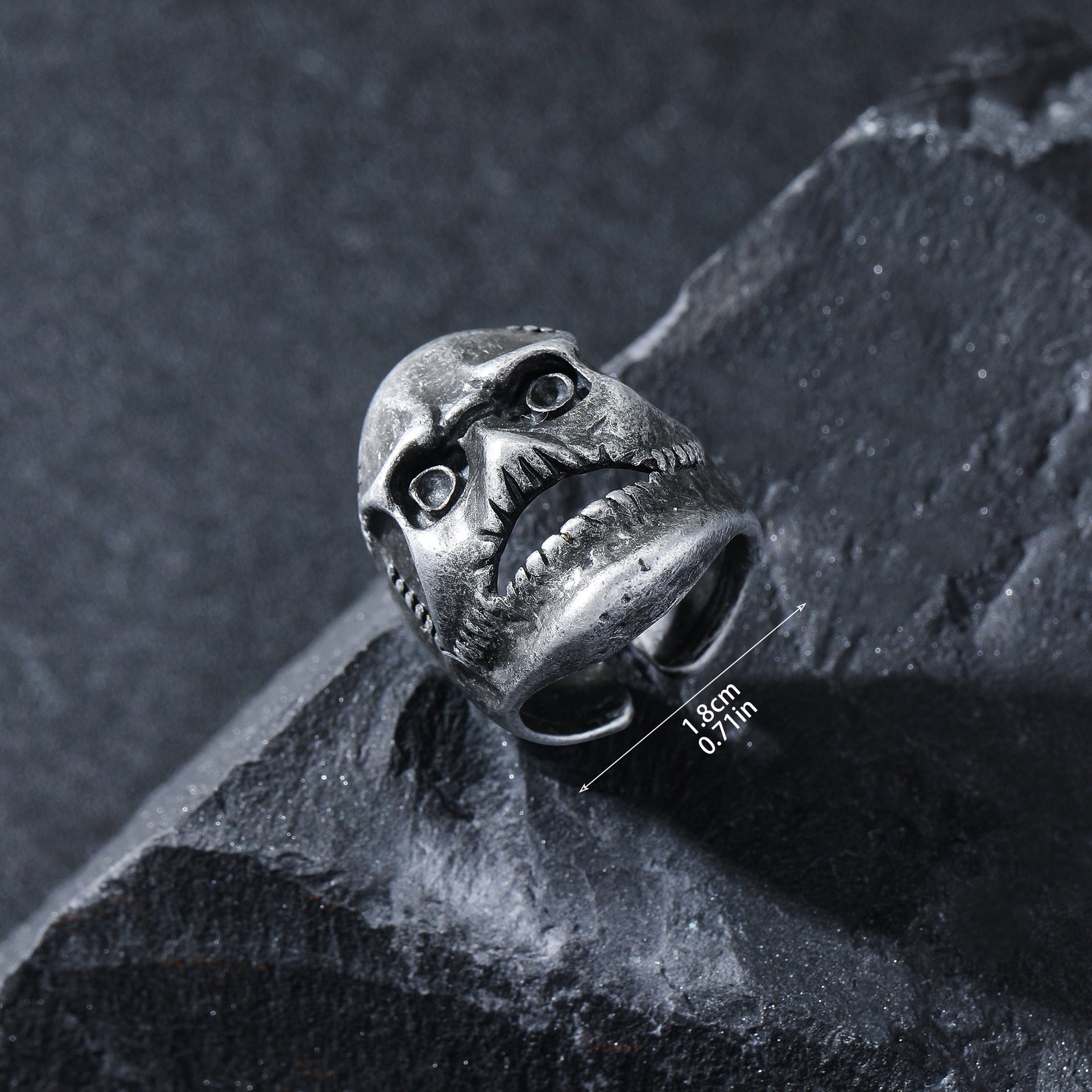 Wholesale Retro Hip Hop Skull Mask Men' s Ring