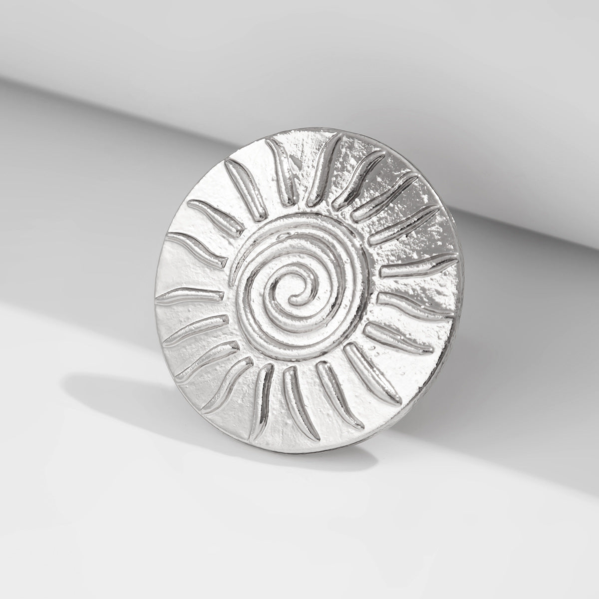 Wholesale moon alloy ring creative exaggerated sunflower love ring