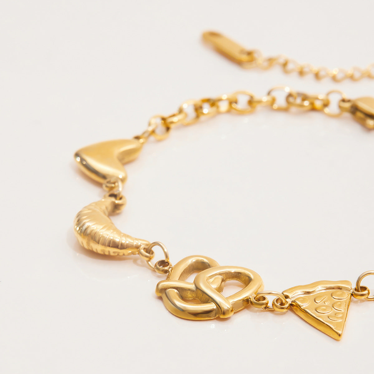 Wholesale 18K Gold Stainless Steel Love Croissant Pizza Bow Bracelet