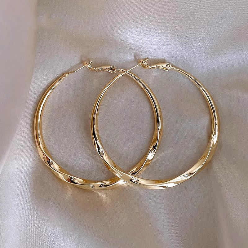 Wholesale Korean Style Elegant Copper Earrings Fashion Jewelry for Party Wear