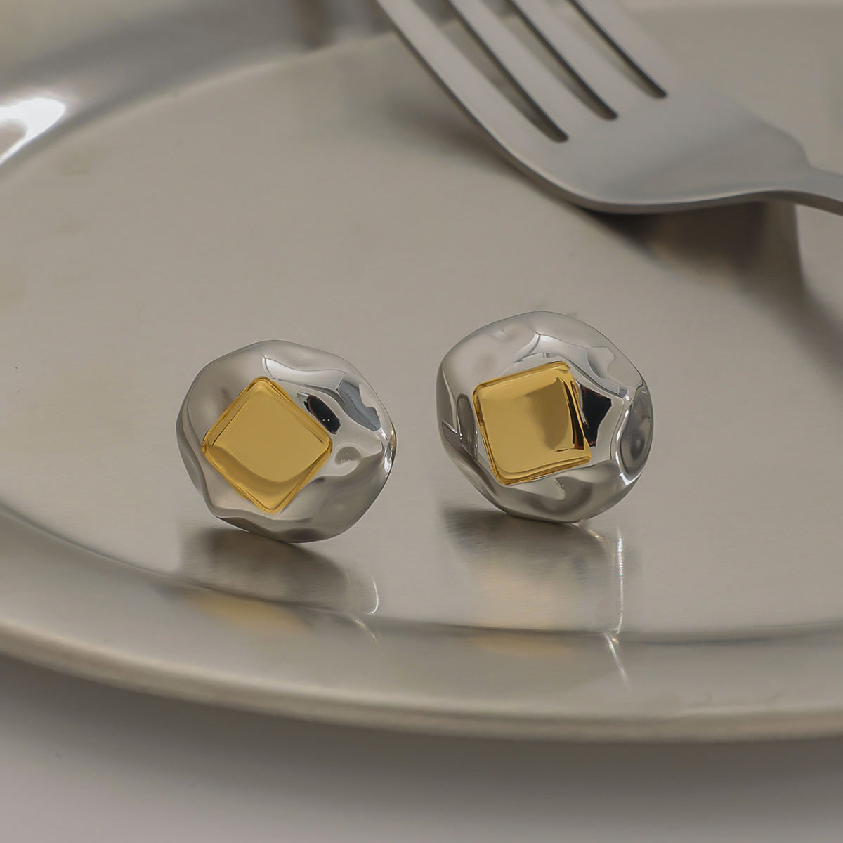 Wholesale 18K Gold Stainless Steel Gold and Silver Color Matching Liquid Metal Earrings