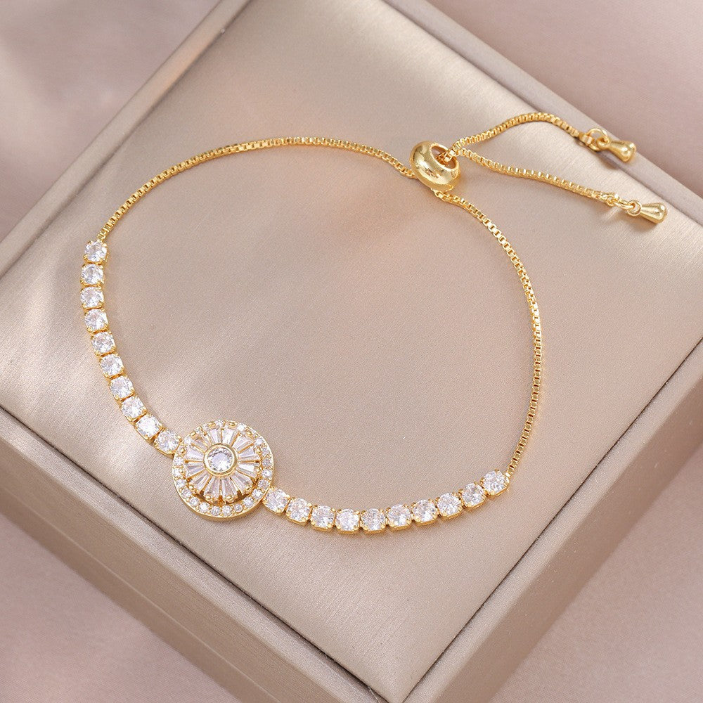 Wholesale Women' s Silver Plated Rotating Flower Bracelet with Purple Zircon for Everyday Wear Jewelry Accessory