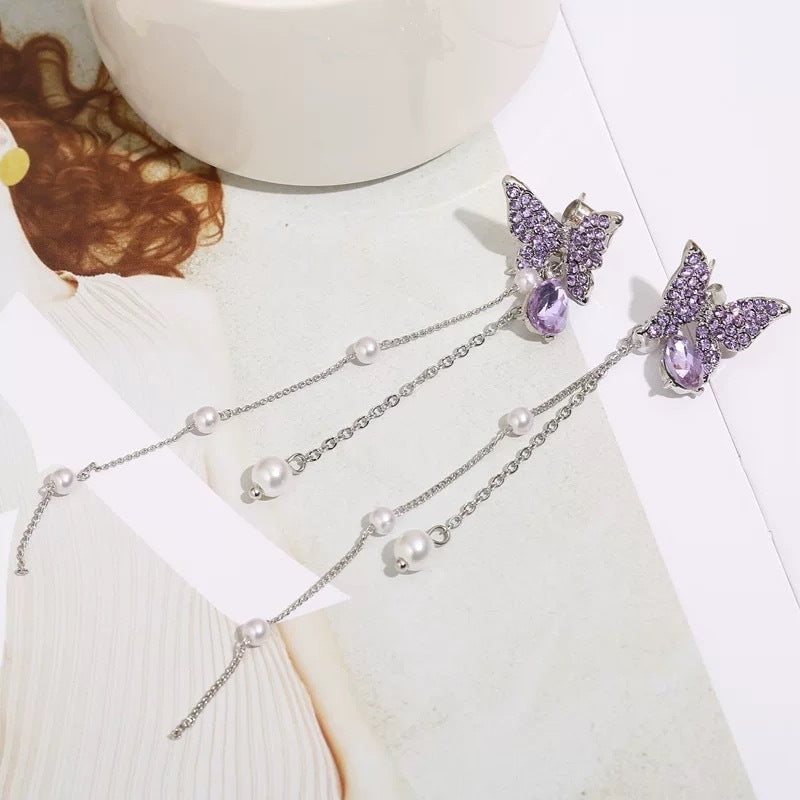 Wholesale Castle White Rose Fairy Long Earrings Fashion Accessory Boutique Gift