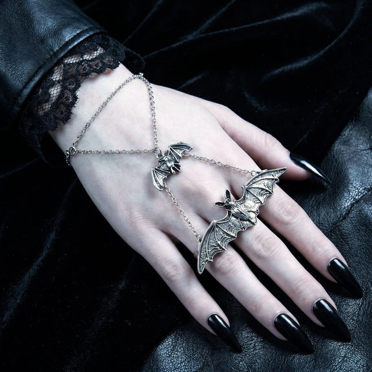 Wholesale Zinc Alloy Gothic Punk Bat Hand Chain Jewelry for  Party Boutique Resale