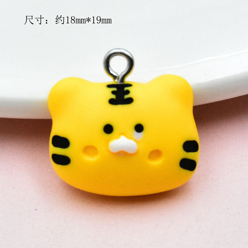 Wholesale Color resin simulation cute cartoon small animal sheep rabbit frog keychains