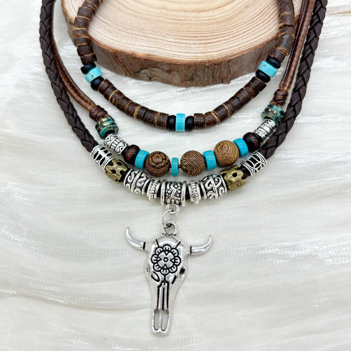 Wholesale layer western style bull head coconut shell turquoise necklace