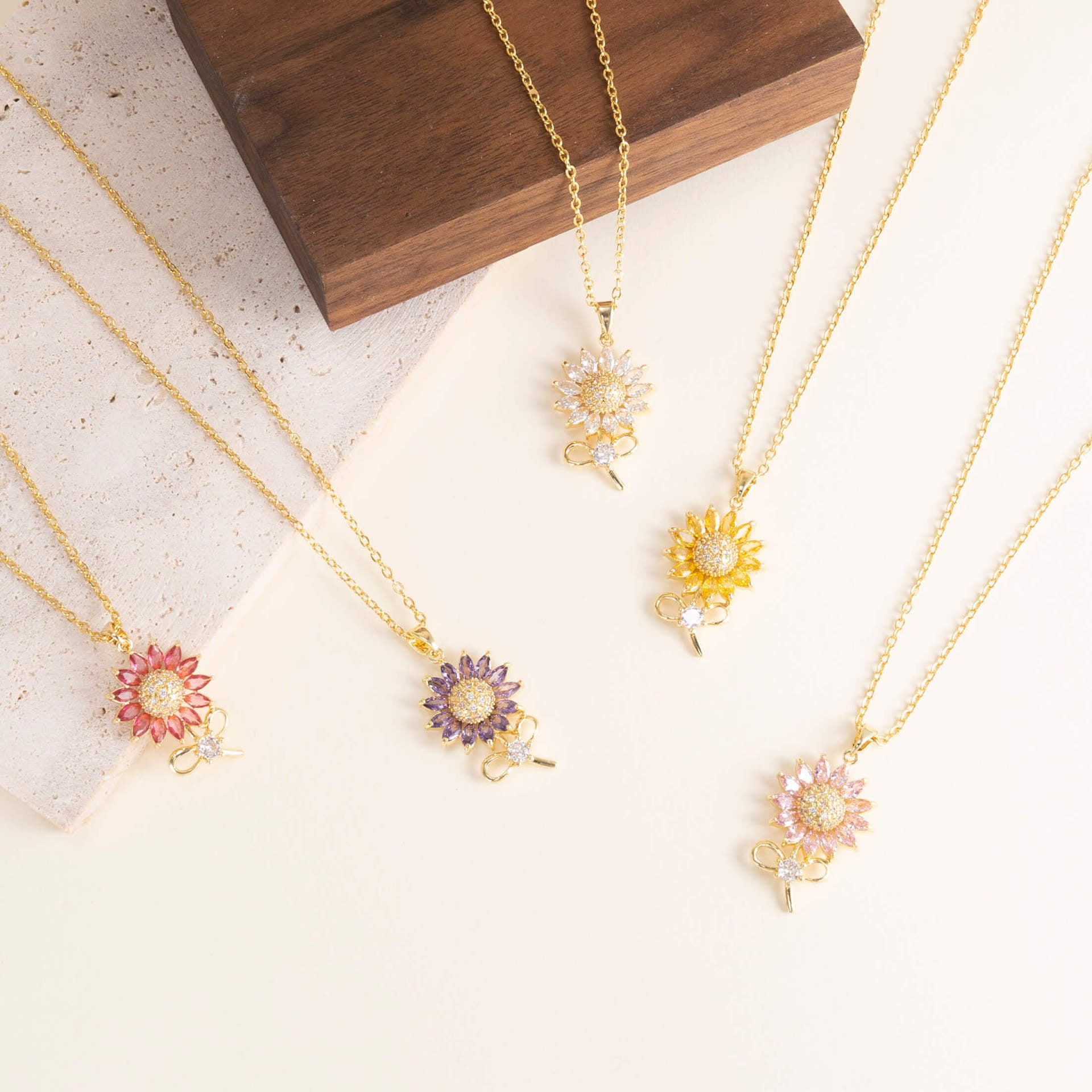 Wholesale Red Sunflower Pendant Sweater Chain Copper Fashion Jewelry Accessory for Women Boutique Resale