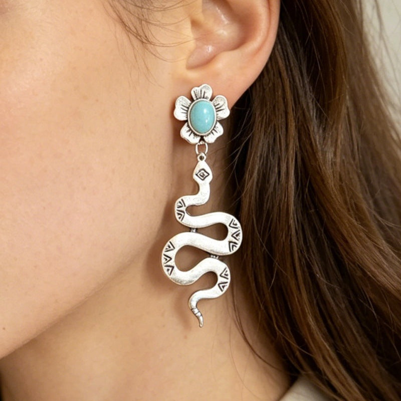 Wholesale Eco-Friendly Alloy Vintage Snake Earrings Fashion Jewelry Accessory Gift