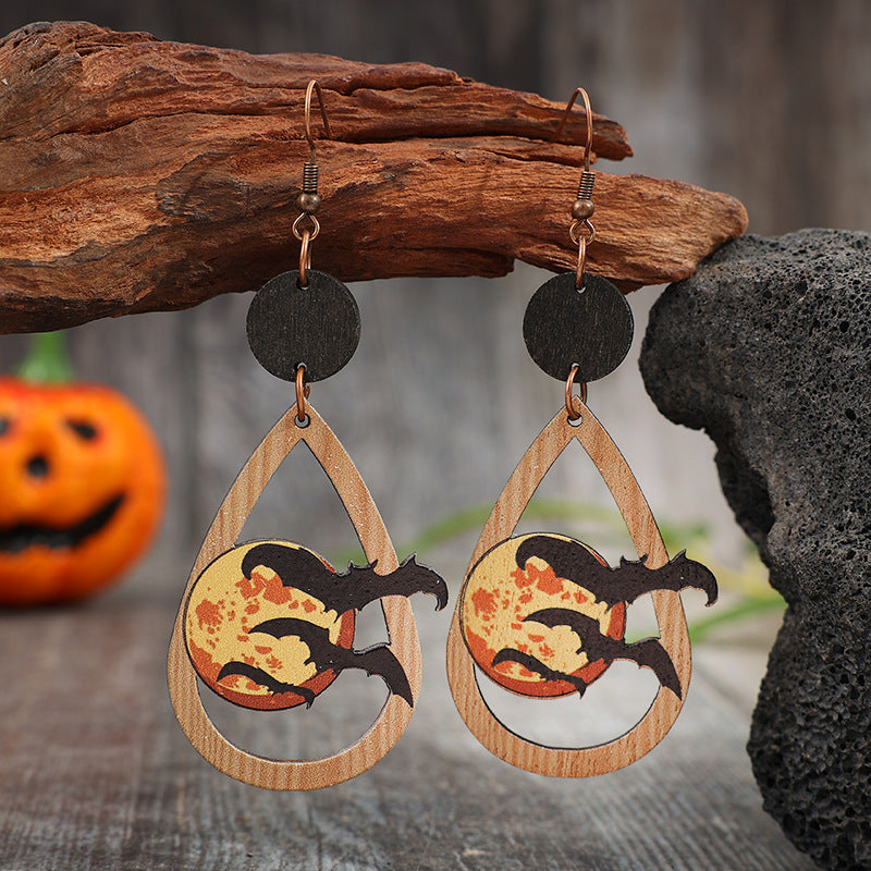 Wholesale Retro  Bat Wooden Drop Earrings Fashion Accessory Gift