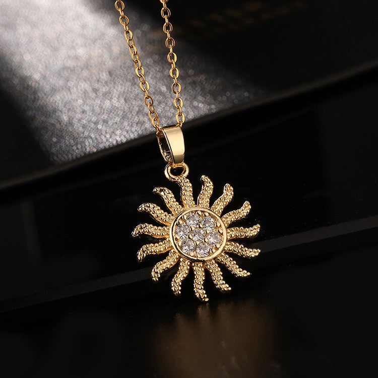 Wholesale Fashion Zircon Sun Geometric Pendant Necklace Trendy Collarbone Chain Jewelry Accessory For Resale