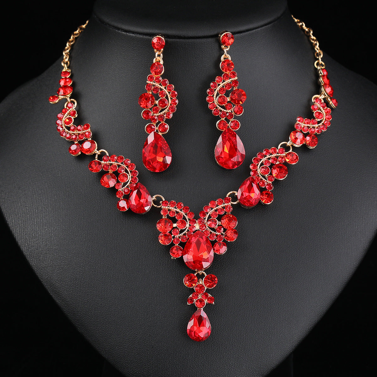Wholesale Retro Rhinestone Bridal Necklace Set - Alloy Electroplated Jewelry Accessory