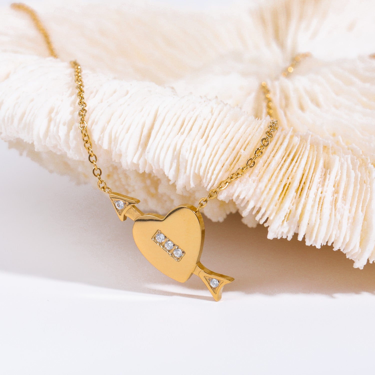 Wholesale Stainless steel love bow and arrow necklace