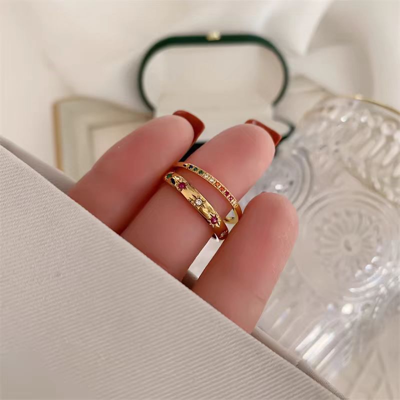 Wholesale Gold-Plated Baroque-Style Simple Band Ring with Colored Gemstones